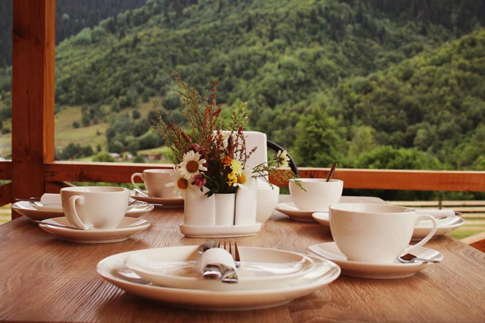 Hotel Ushba Hill Mestia Luaran gambar