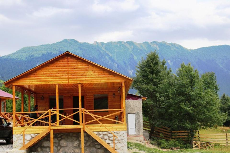 Hotel Ushba Hill Mestia Luaran gambar