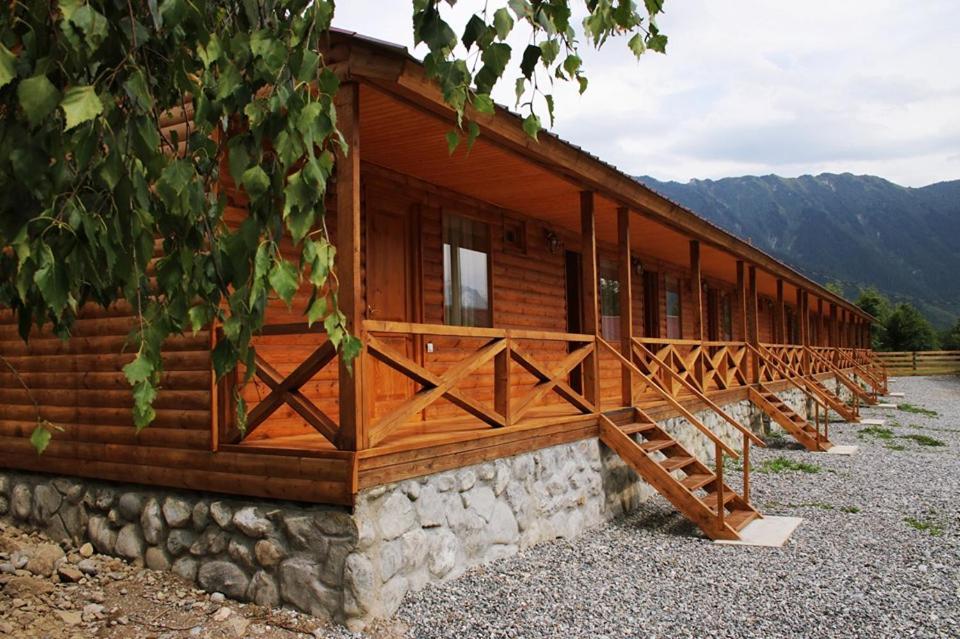 Hotel Ushba Hill Mestia Luaran gambar