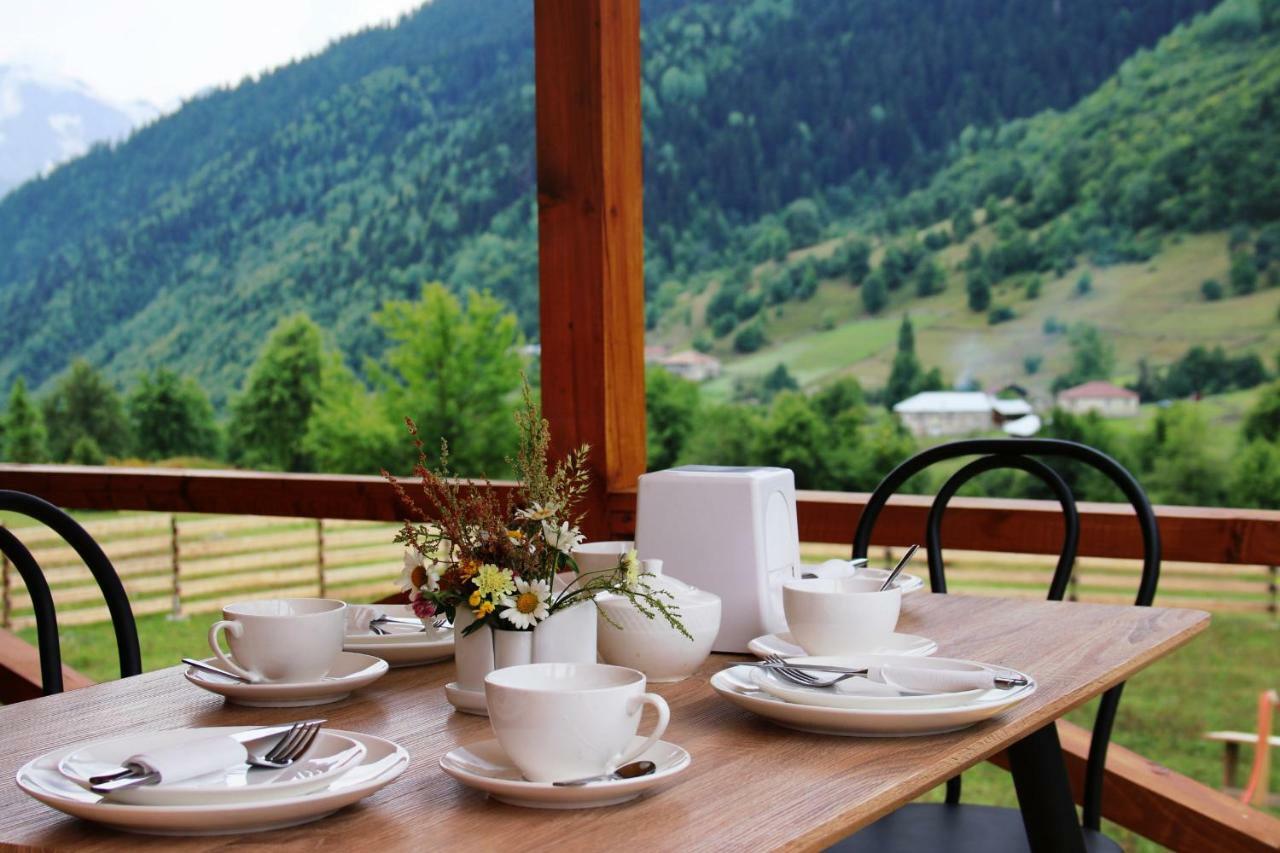 Hotel Ushba Hill Mestia Luaran gambar
