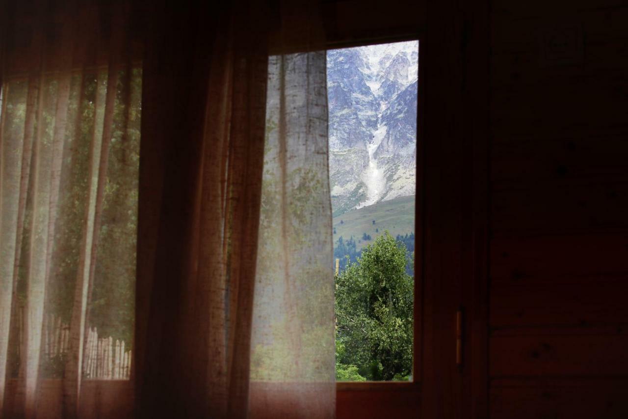 Hotel Ushba Hill Mestia Luaran gambar